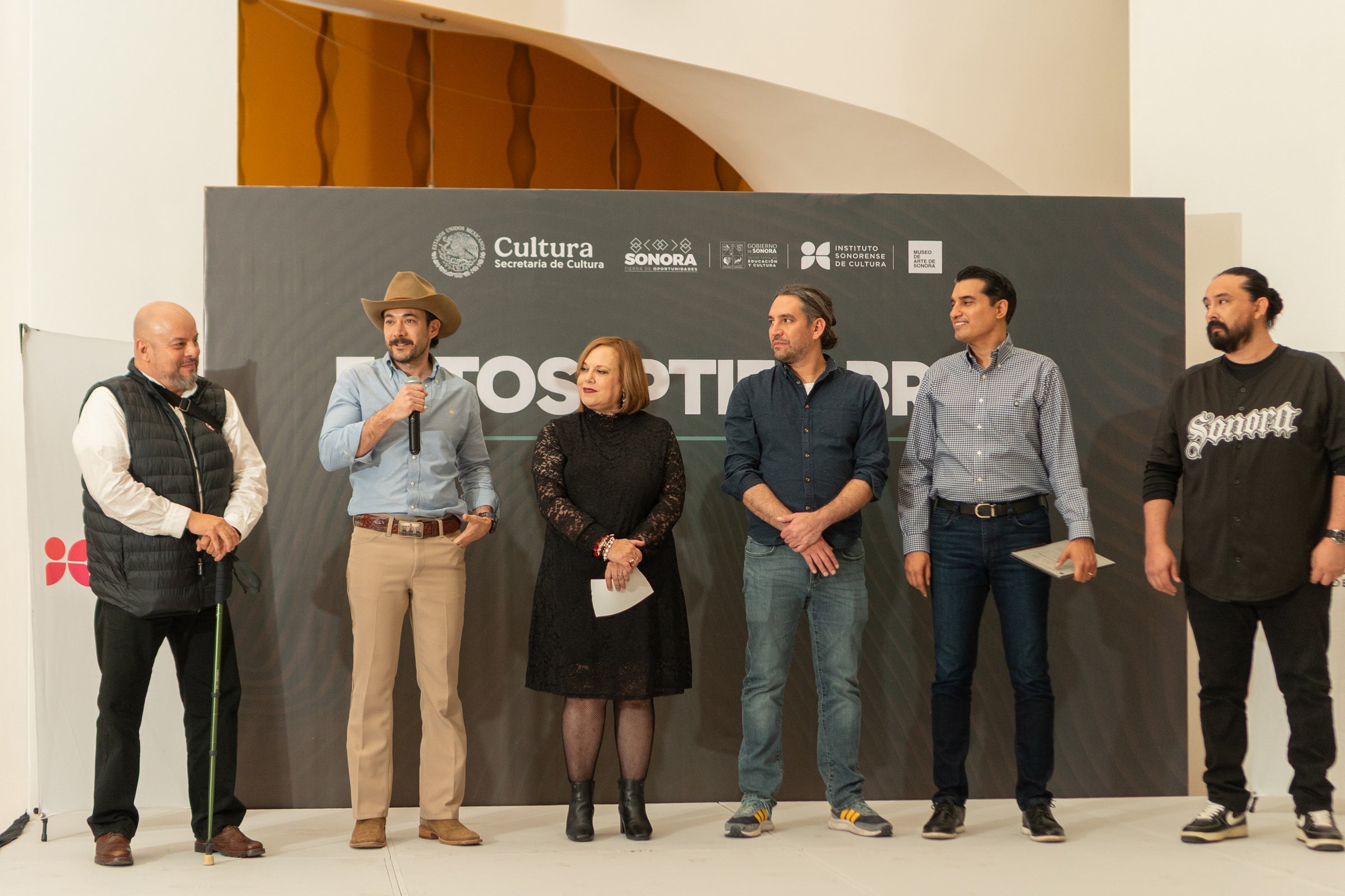 La Persistencia del Necio (2025 - 2026) exhibition hero image