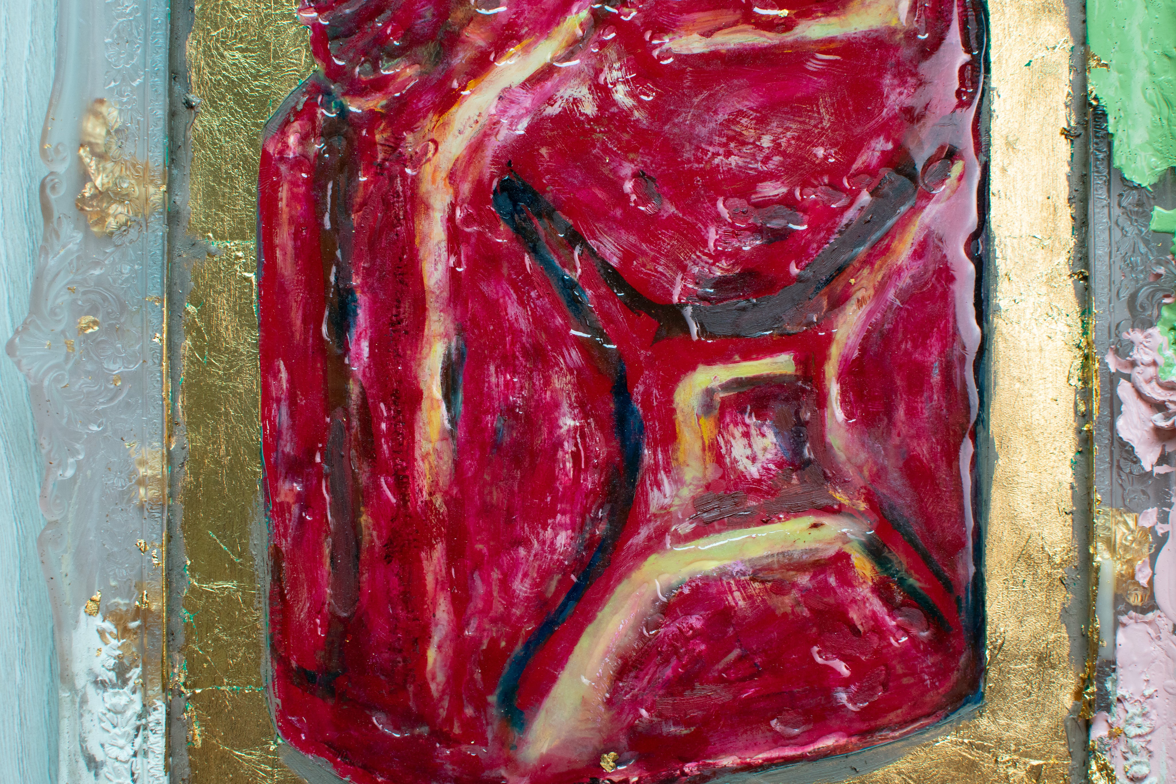 The_Canister_That_Carried_Fire_Detail_2.jpg
